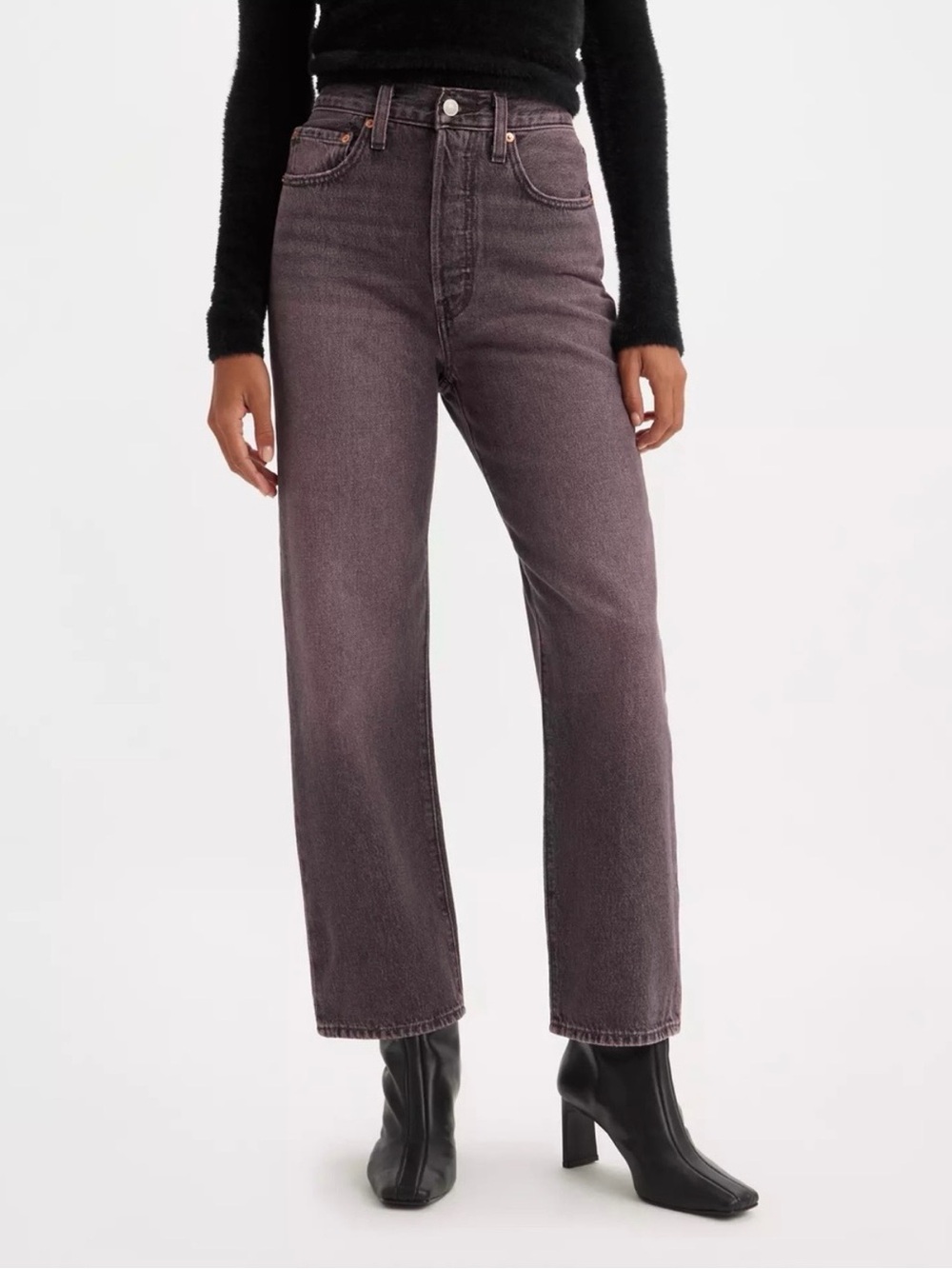 Levi's Ribcage Straight Ankle Jeans in Washed Plum size 26